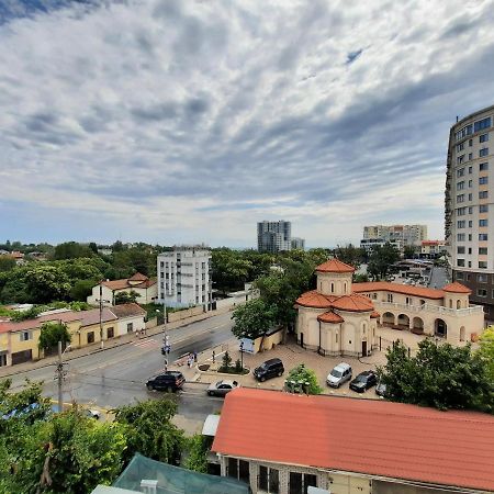Apartamento Квартира На 10-Й Фонтана Odesa Exterior foto
